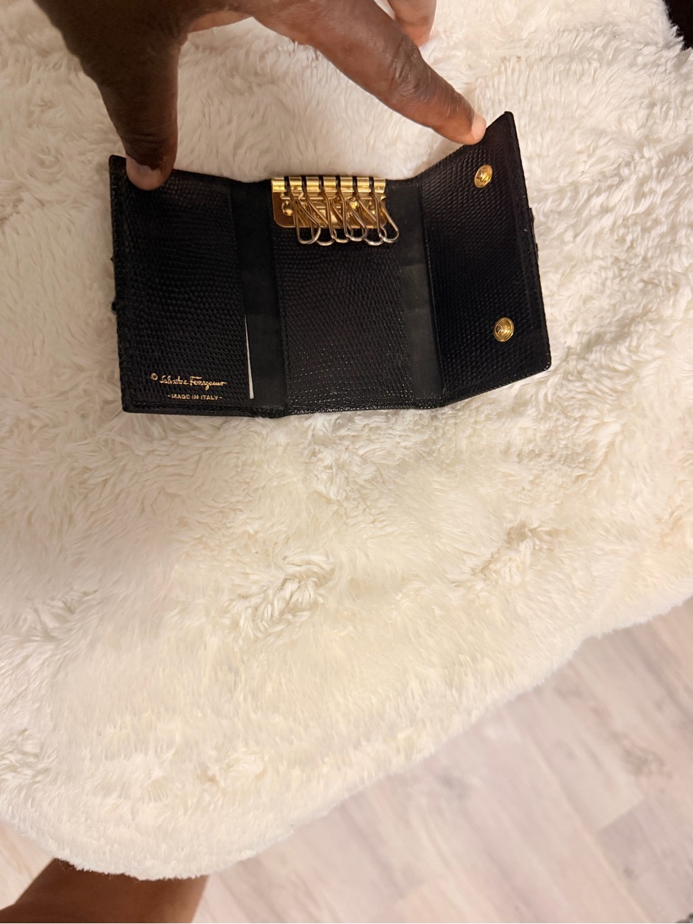 Salvatore Ferragamo Black Textured Leather Card & Key Holder with Gold Gancini - Picture 2 of 7